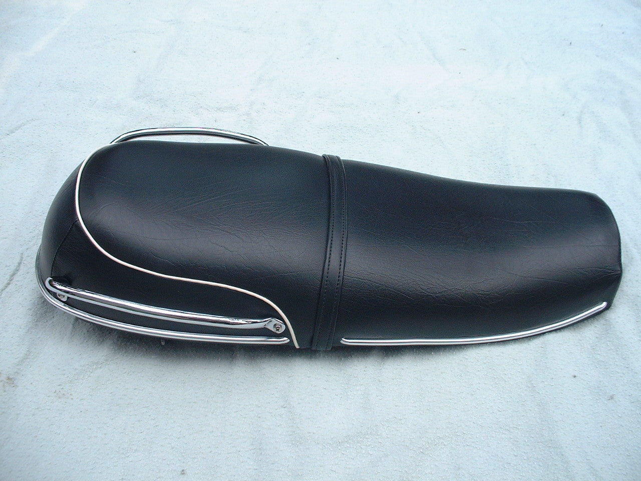 2025，爆買い BMW K1200RS用シート